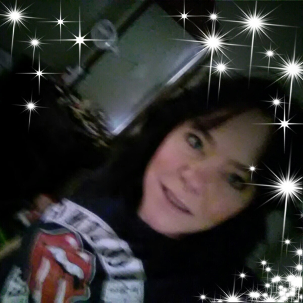 Meet your Posher, Shelly